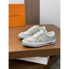 Louis Vuitton Low Shoes